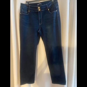 Diamante skinny/straight cut stretch jeans. Sz 24